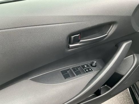 Used 2024 Toyota Corolla LE FWD image 27