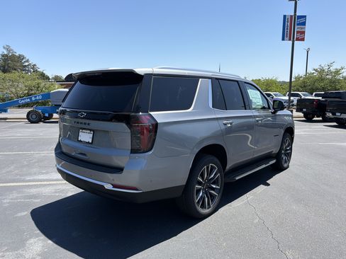 New 2026 Chevrolet Tahoe LS w/ LS Custom Edition AWD/4WD image 5
