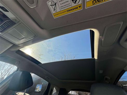 Used 2021 Acura RDX w/ Technology Package image 35