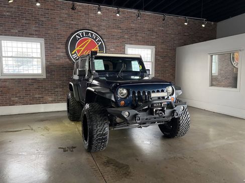 Used 2013 Jeep Wrangler Sport image 13