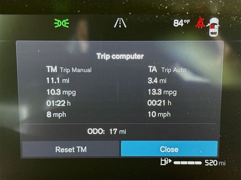 Used 2025 Volvo XC60 B5 Core w/ Protection Package Premier image 12