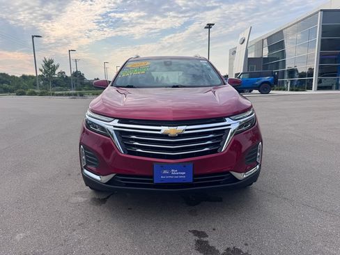 Used 2023 Chevrolet Equinox Premier AWD/4WD image 3