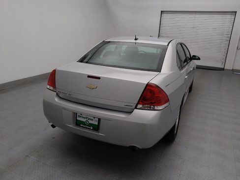 Used 2016 Chevrolet Impala LT image 7
