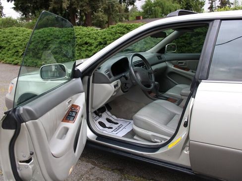 Used 1999 Lexus ES 330 FWD image 5