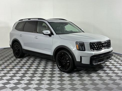 Used 2025 Kia Telluride SX Prestige X-Line image 9