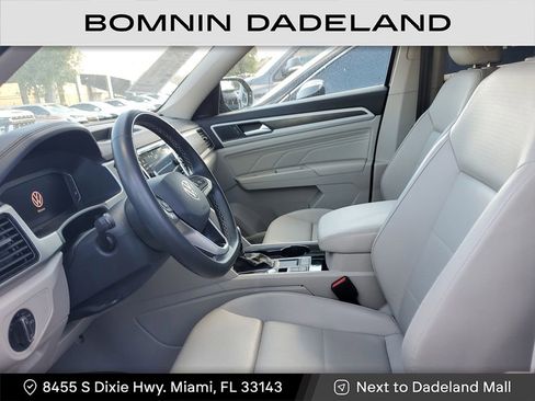 Used 2023 Volkswagen Atlas SE w/ Panoramic Sunroof Package image 13