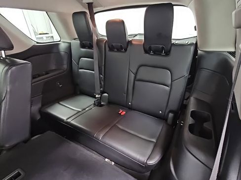 Used 2022 Nissan Pathfinder SL image 34