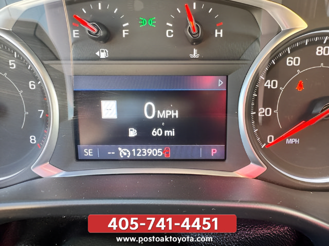 Used 2021 GMC Acadia SLT FWD image 25