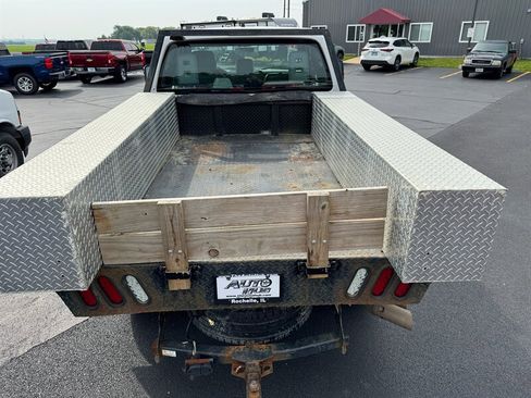 Used 2011 Ford F250 XL w/ PWR Equipment Group image 5