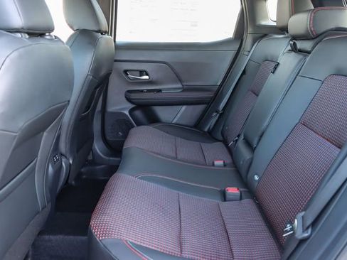 Used 2025 Nissan Kicks SR image 19