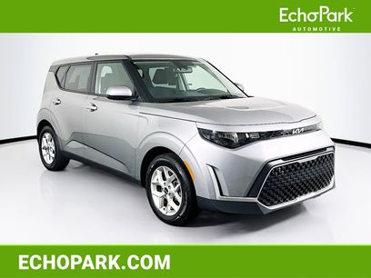Used 2025 Kia Soul LX w/ LX Technology Package