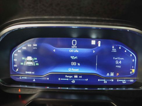 Used 2023 Chevrolet Tahoe Z71 w/ Luxury Package image 16