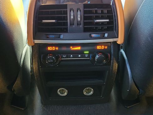 Used 2016 BMW X6 xDrive35i AWD/4WD image 12