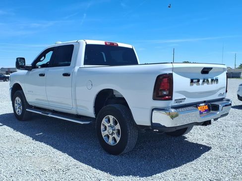 Used 2026 RAM 2500 Big Horn AWD/4WD image 10