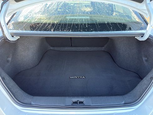 New 2025 Nissan Sentra SR image 35
