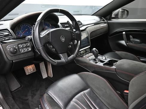 Used 2018 Maserati GranTurismo Sport image 16