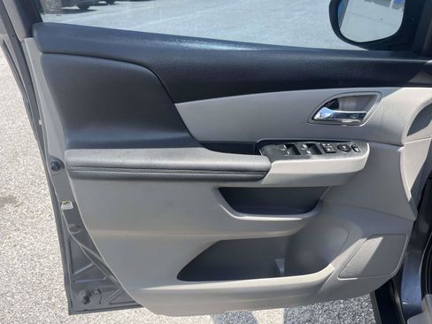 Used 2015 Honda Odyssey EX-L image 13