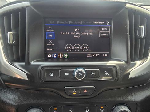 Used 2024 GMC Terrain SLE AWD/4WD image 25