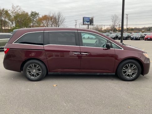 Used 2012 Honda Odyssey EX image 9