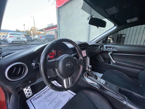 Used 2014 Scion FR-S image 9