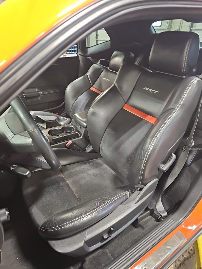 Used 2009 Dodge Challenger SRT8 RWD image 30