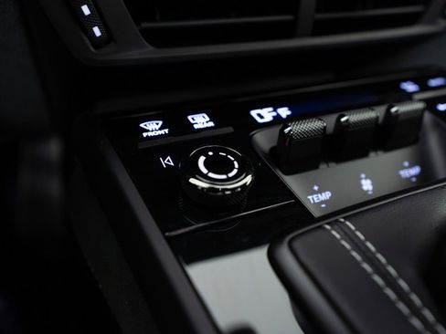 Used 2025 Porsche 911 GT3 image 36