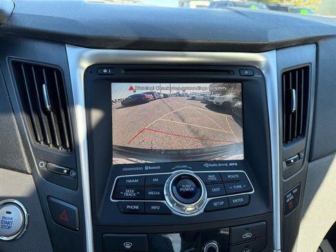 Used 2012 Hyundai Sonata SE w/ Navigation & Sunroof Pkg image 12