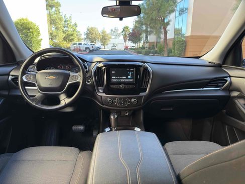 Used 2019 Chevrolet Traverse LT image 21