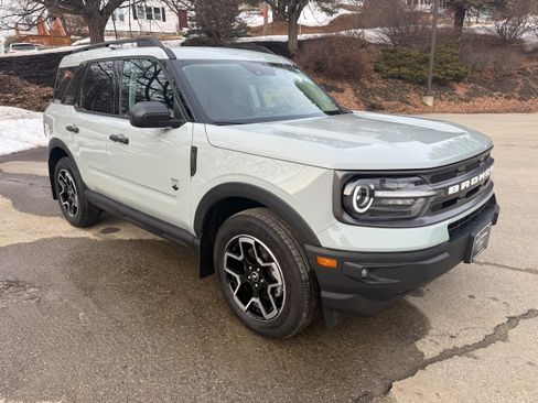 Used 2024 Ford Bronco Sport Big Bend w/ Convenience Package AWD/4WD image 3