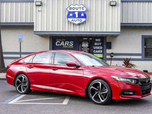 Used 2020 Honda Accord Sport image 3