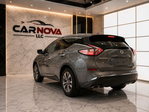 Used 2018 Nissan Murano SV FWD image 3