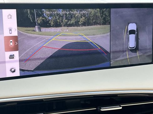 New 2026 Genesis GV70 2.5T Advanced AWD/4WD image 38