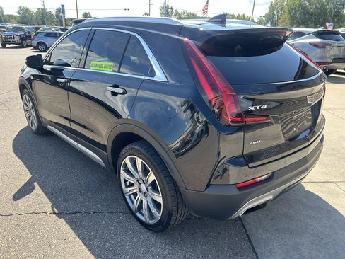 Used 2021 Cadillac XT4 Premium Luxury w/ Sun And Sound Package AWD/4WD image 7
