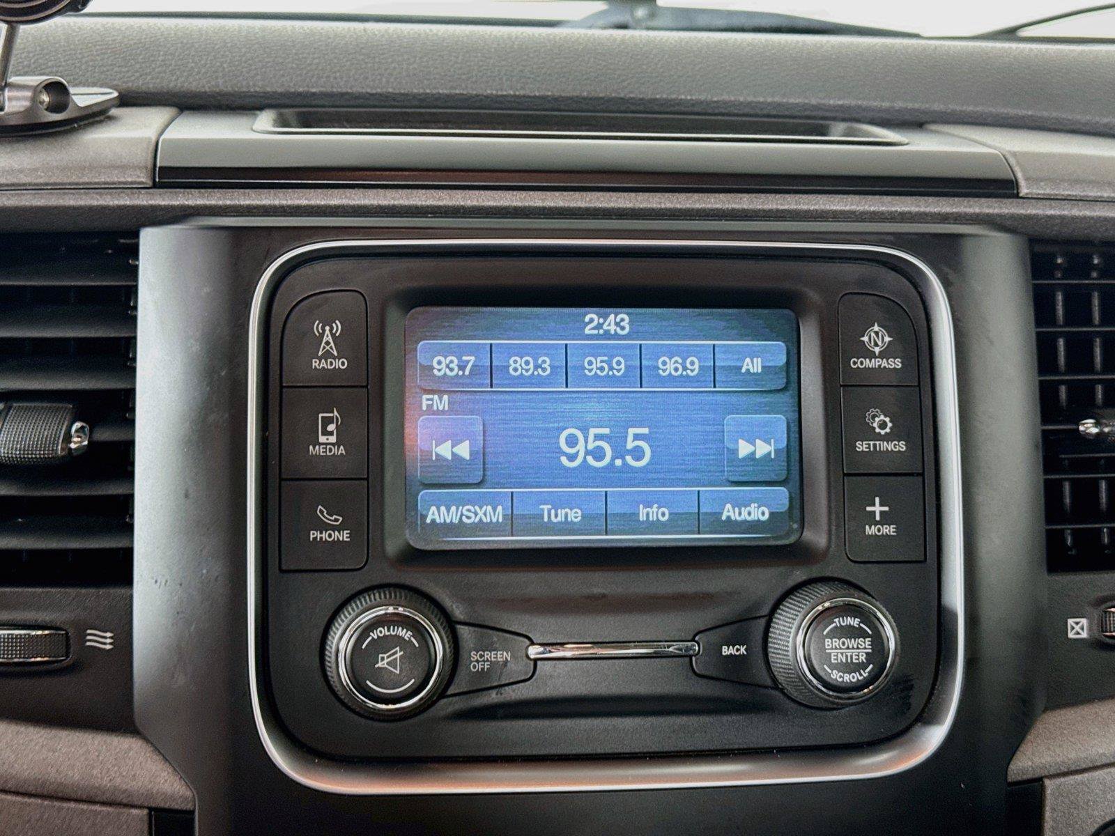 Used 2018 RAM 1500 Express w/ Express Value Package AWD/4WD image 6