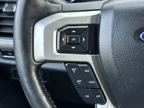 Used 2018 Ford F250 Lariat w/ Lariat Ultimate Package image 26