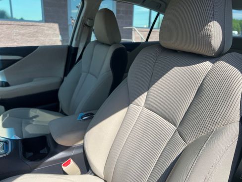 Used 2022 Subaru Legacy Premium AWD/4WD image 23