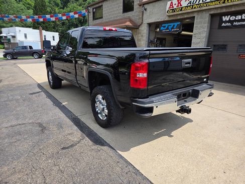 Used 2015 GMC Sierra 2500 SLE AWD/4WD image 5