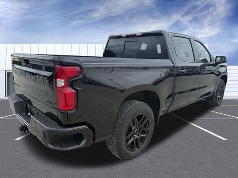 Used 2023 Chevrolet Silverado 1500 RST w/ Convenience Package II image 3