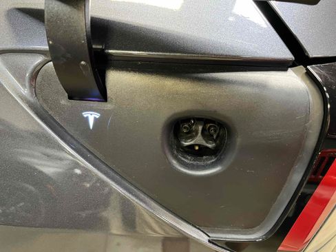 Used 2023 Tesla Model Y Long Range AWD/4WD image 8