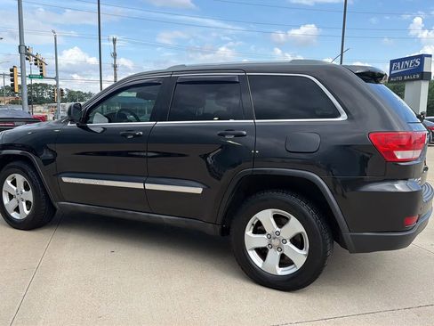 Used 2011 Jeep Grand Cherokee Laredo AWD/4WD image 11