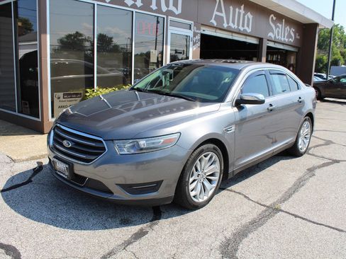 Used 2014 Ford Taurus Limited w/ Equipment Group 301A image 2