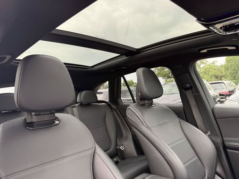 Certified 2025 Mercedes-Benz GLC 300 4MATIC image 32
