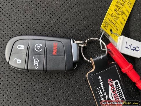 Used 2019 Jeep Grand Cherokee Altitude image 27