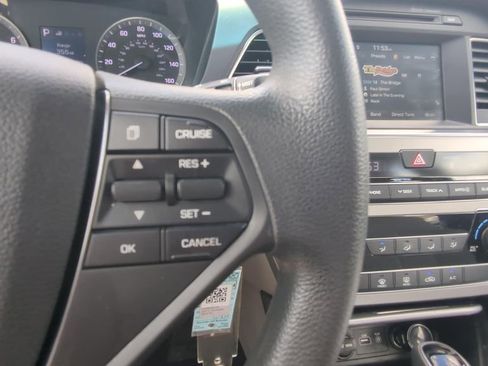 Used 2017 Hyundai Sonata Sport w/ Cargo Package image 22