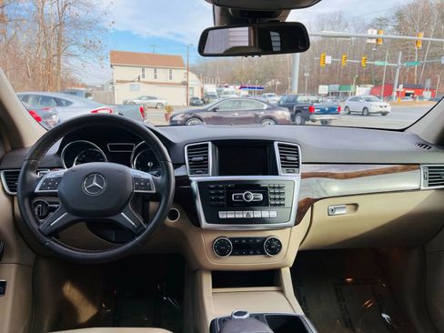 Used 2013 Mercedes-Benz ML 350 2WD image 21