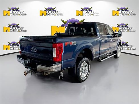 Used 2017 Ford F250 Lariat w/ Chrome Package image 4