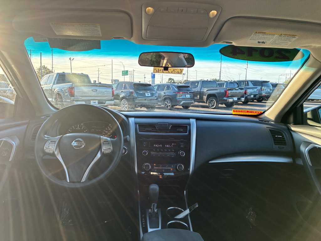 Used 2014 Nissan Altima 2.5 S FWD image 18