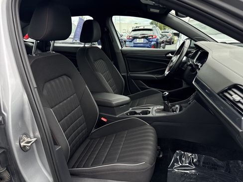 Used 2020 Volkswagen Jetta GLI FWD image 9