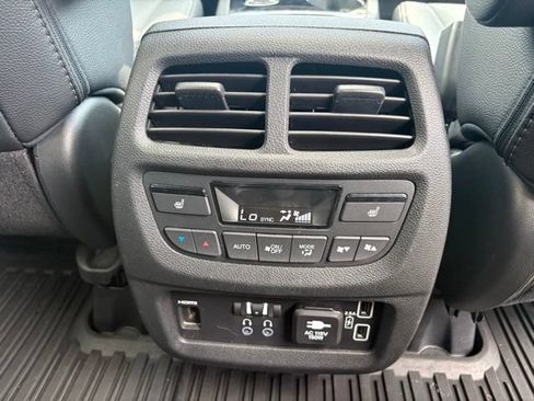 Used 2022 Honda Pilot Touring image 19