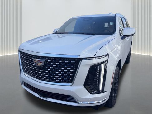 Certified 2025 Cadillac Escalade Premium Luxury w/ Touring Package image 11